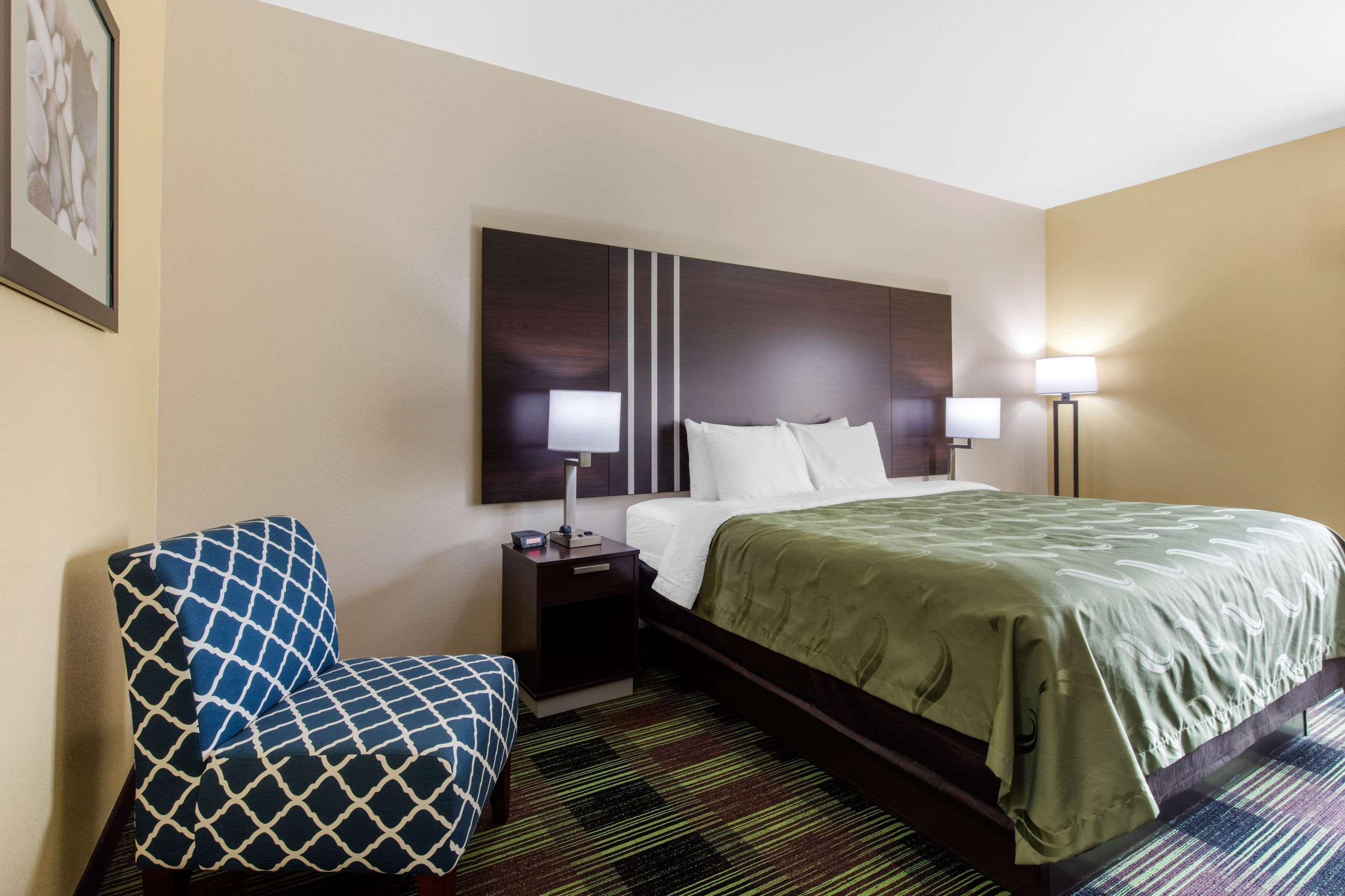 Quality Inn Cadiz Esterno foto
