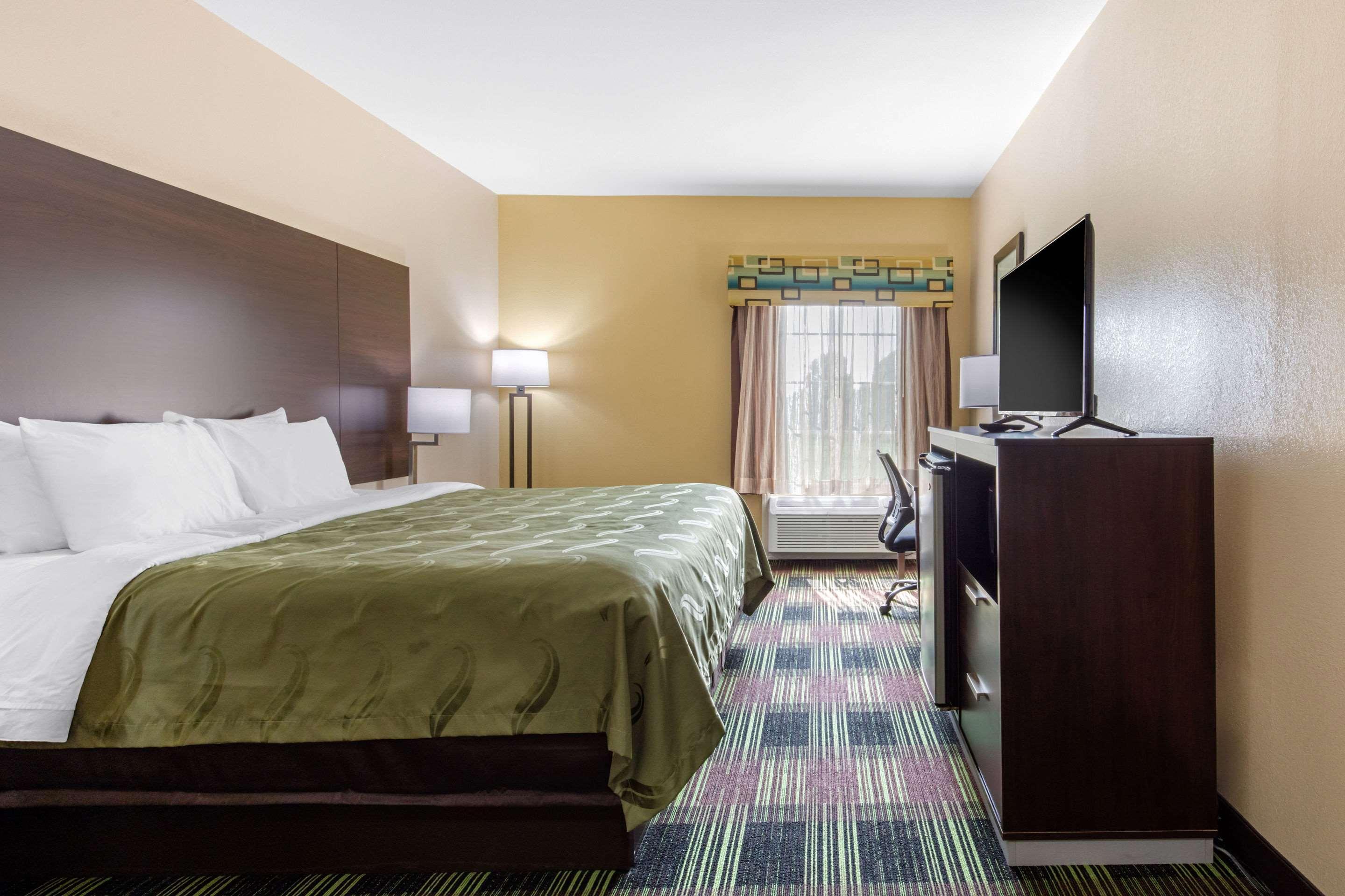 Quality Inn Cadiz Esterno foto