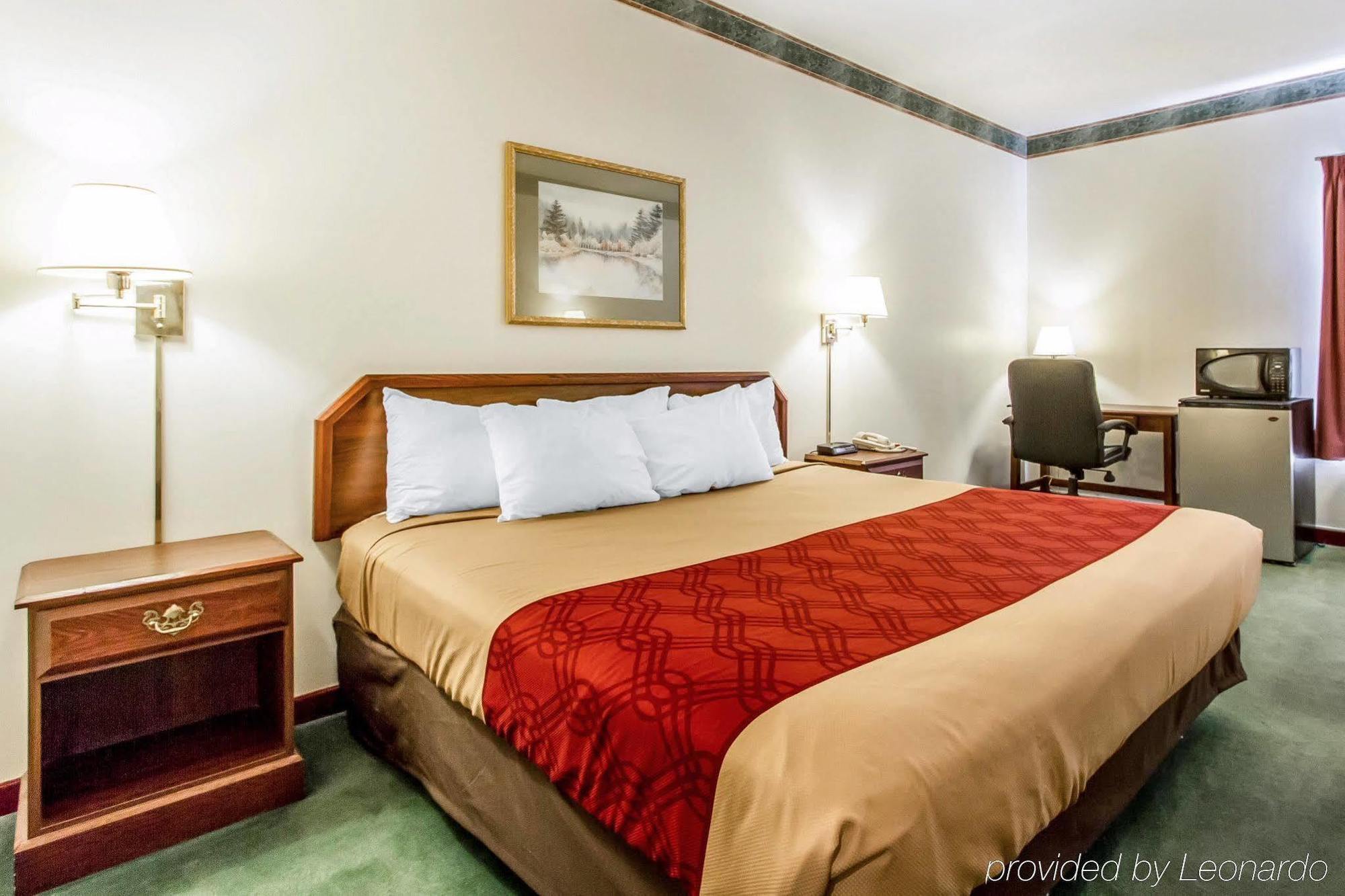 Quality Inn Cadiz Esterno foto